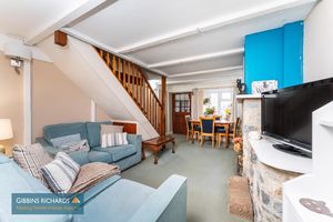 Sitting Room- click for photo gallery